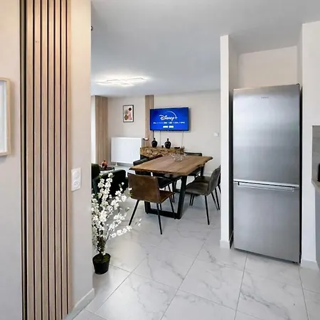 Apartamento Le - Pour 6 à Disneyland Paris Avec Vue Sur Le Feu D Artifice Chessy (Seine-et-Marne)